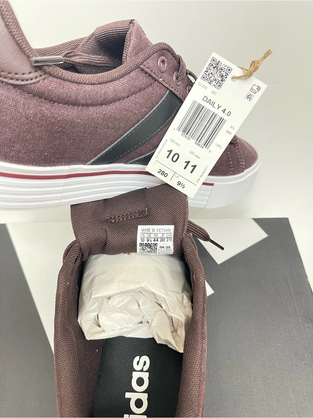 Adidas Daily 4.0 Canvas Sneakers Burgundy Brown IE0601 NWT